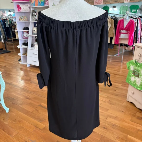 Vince Camuto Black Off-Shoulder Mini Dress Size 6 - Picture 4 of 8